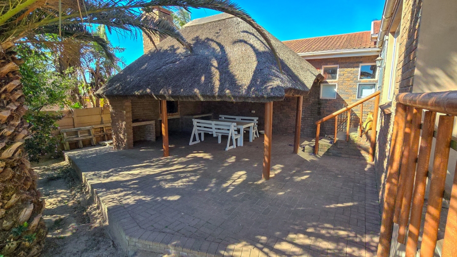 3 Bedroom Property for Sale in Bayview Western Cape